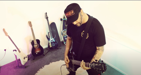 Guitarist keen to jam and see where it goes — punk/metal/hardcore vibe Guitarist keen to jam and see where it goes — punk/metal/hardcore vibe