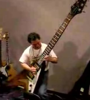 Looking for a Lead Guitarist Auckland 