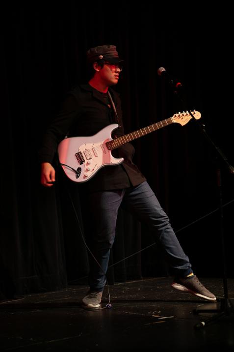 Young musician looking for others to jam with